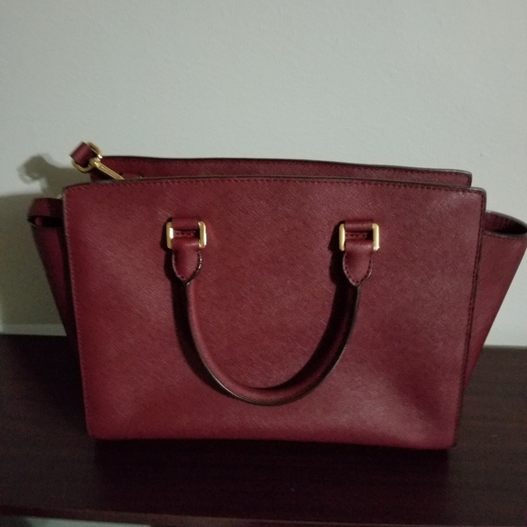 Purse - Picture 3 of 4